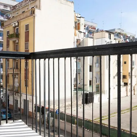 70125 Holiday Apartment *